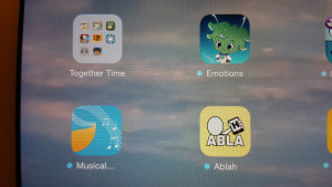 From Solitary Play to Interaction: 5 Things to Try With Kids Who Love Their iPad Games